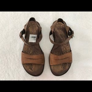 born ebb sandal